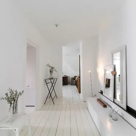 La Maison *